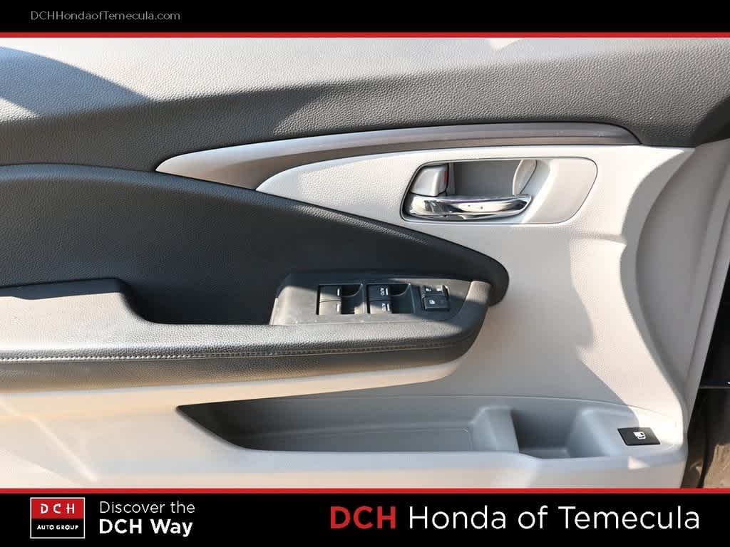 Thumbnail: 2021 Honda Pilot - 15