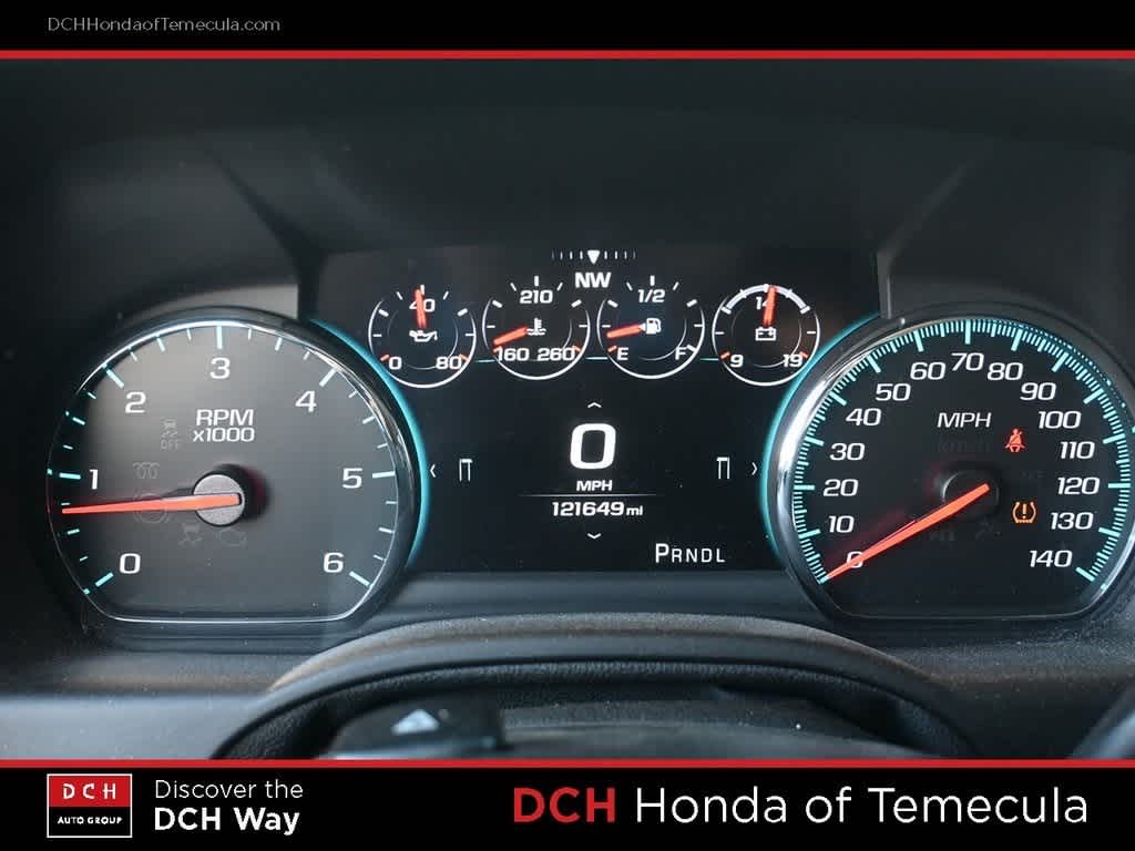 Thumbnail: 2017 Chevrolet Tahoe - 7