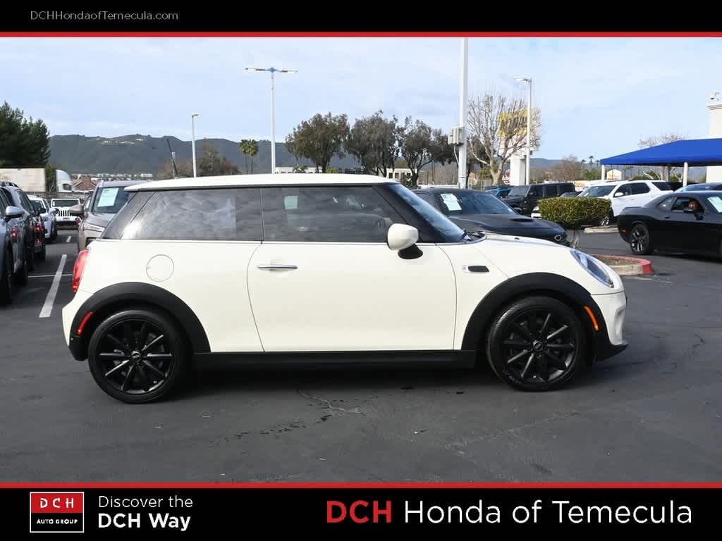 Thumbnail: 2021 MINI Cooper Hardtop - 5