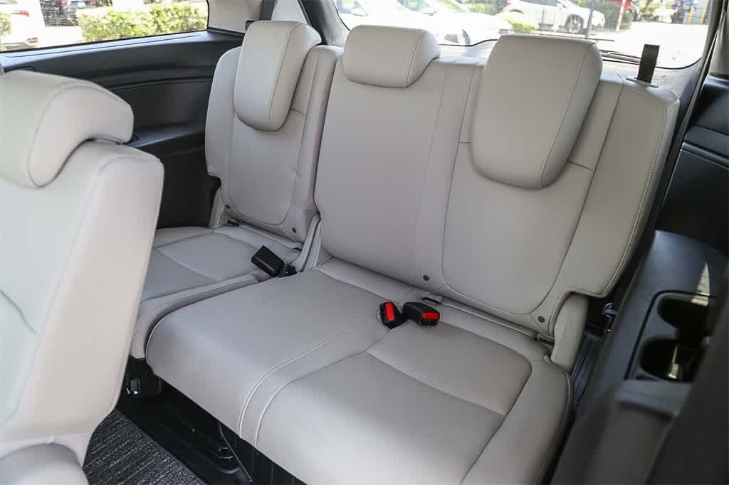 Thumbnail: 2026 Honda Odyssey - 19