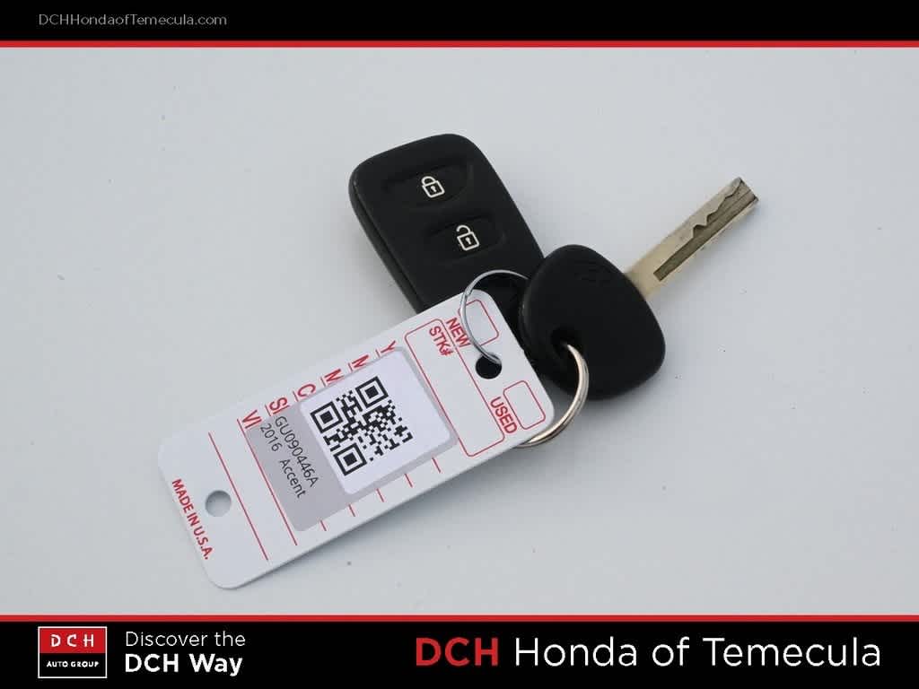 Thumbnail: 2016 Hyundai Accent - 10