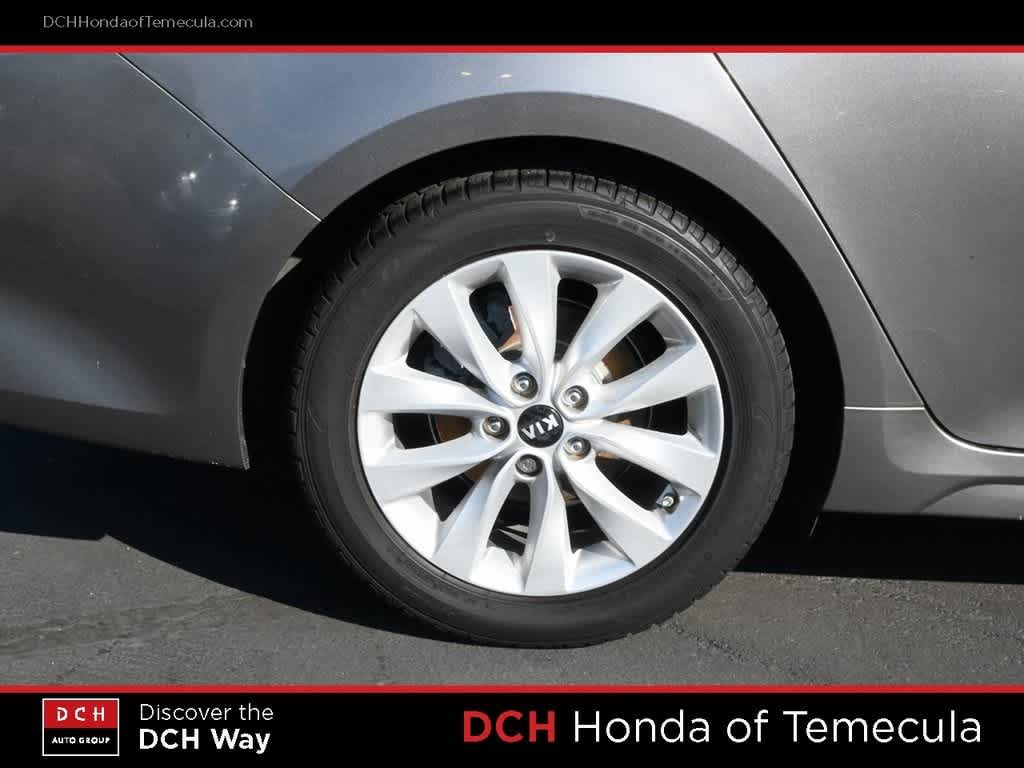 Thumbnail: 2016 Kia Optima - 23