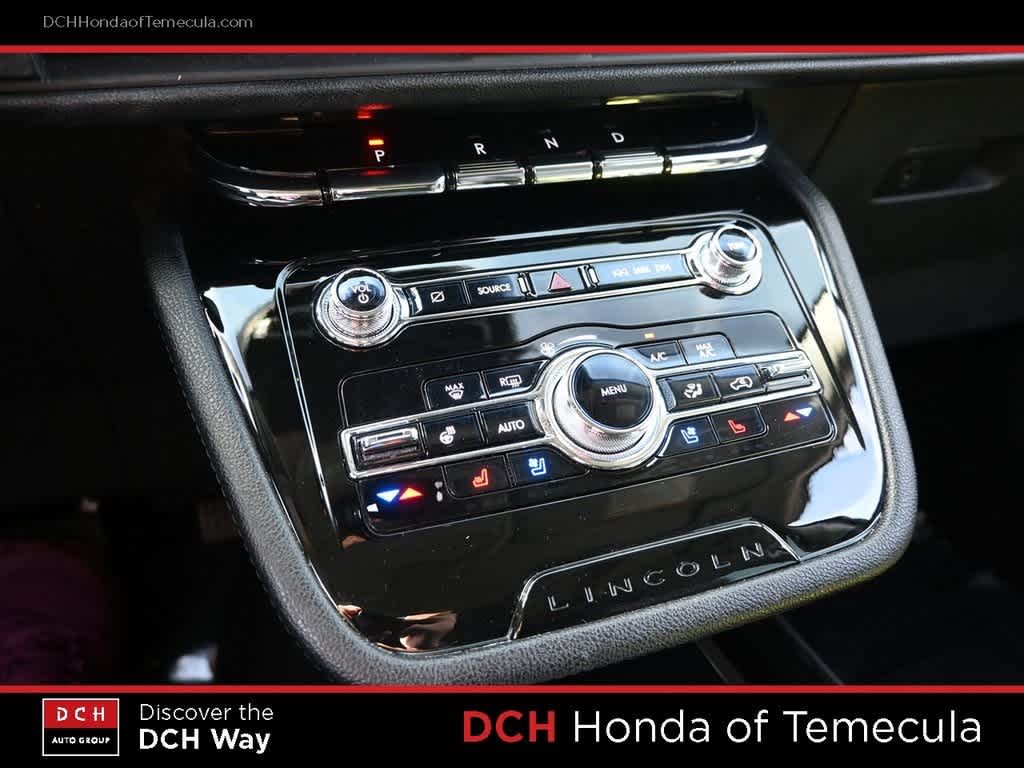 Thumbnail: 2021 Lincoln Corsair - 11