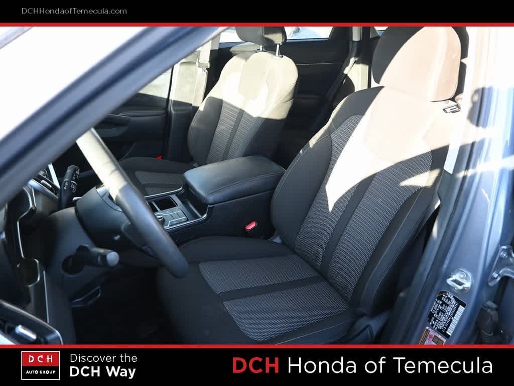 Thumbnail: 2023 Kia Sorento - 16