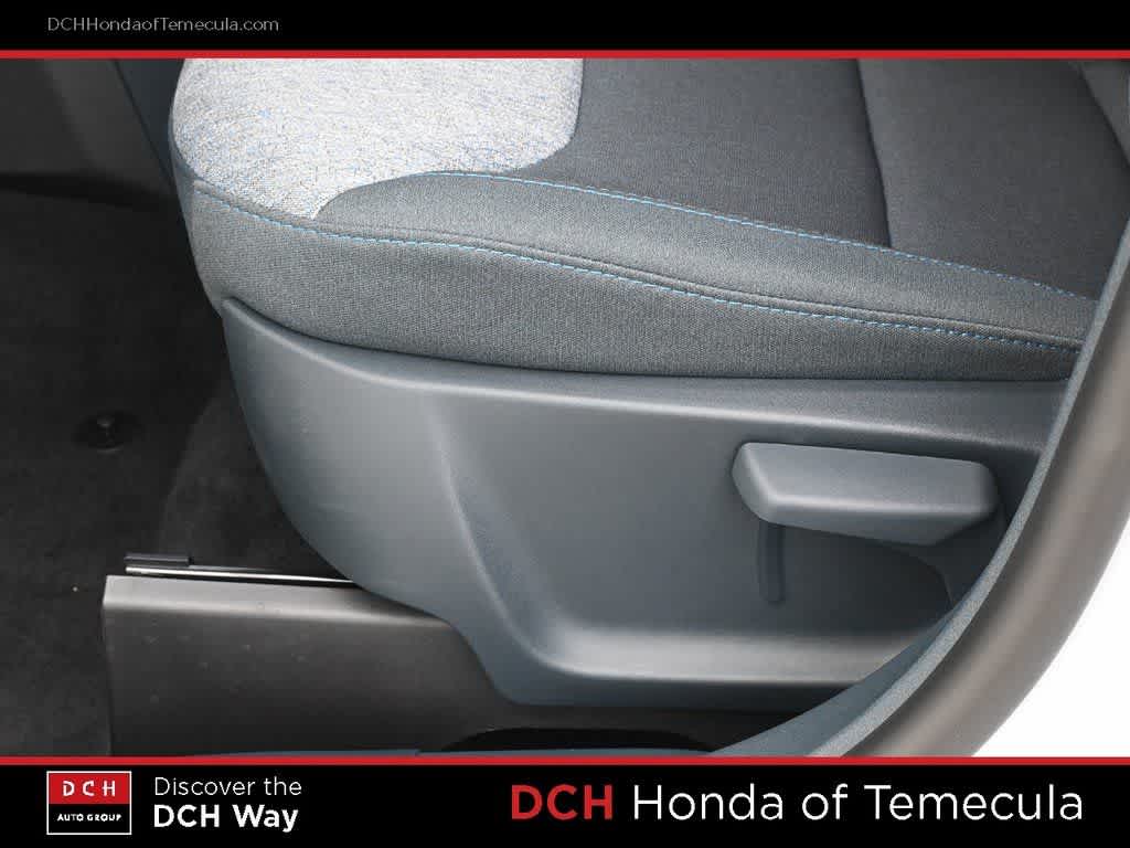 Thumbnail: 2025 Ford Maverick - 17