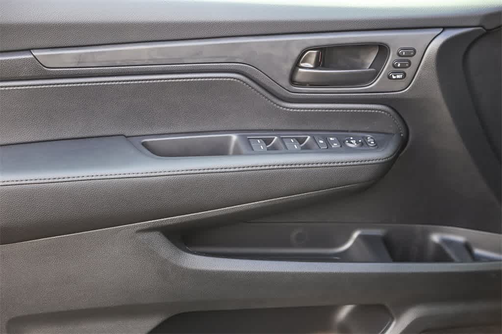 Thumbnail: 2026 Honda Odyssey - 21