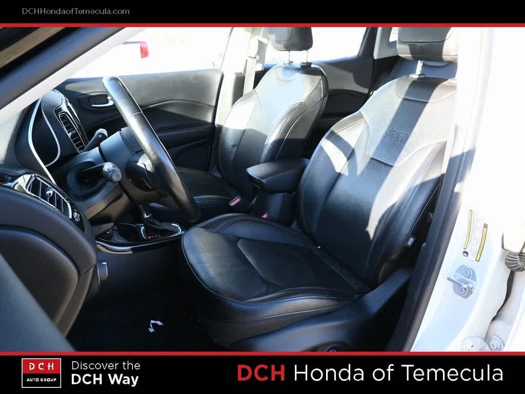 Thumbnail: 2021 Jeep Compass - 17