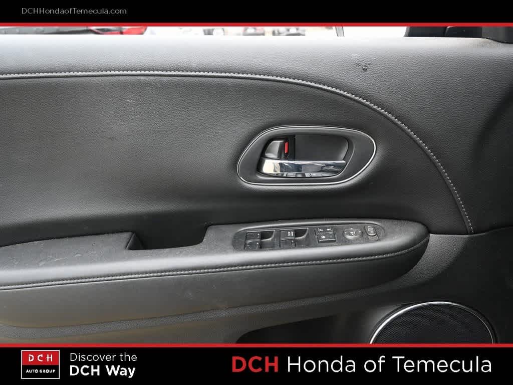 Thumbnail: 2016 Honda HR-V - 15