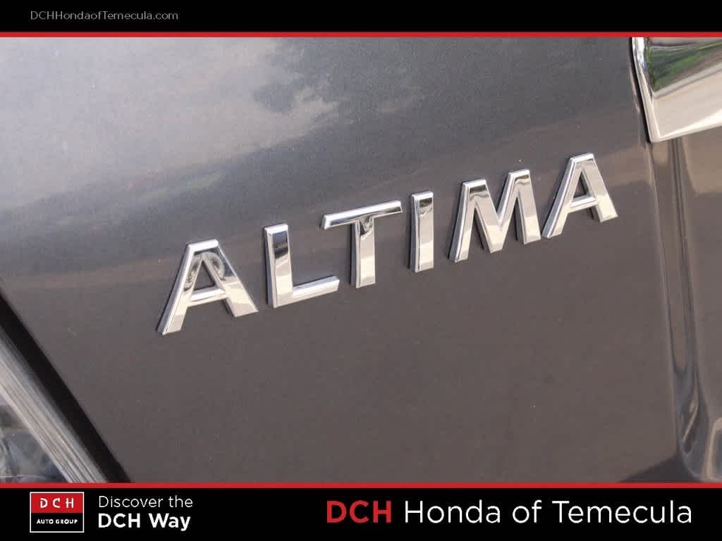 2012 Nissan Altima S 7