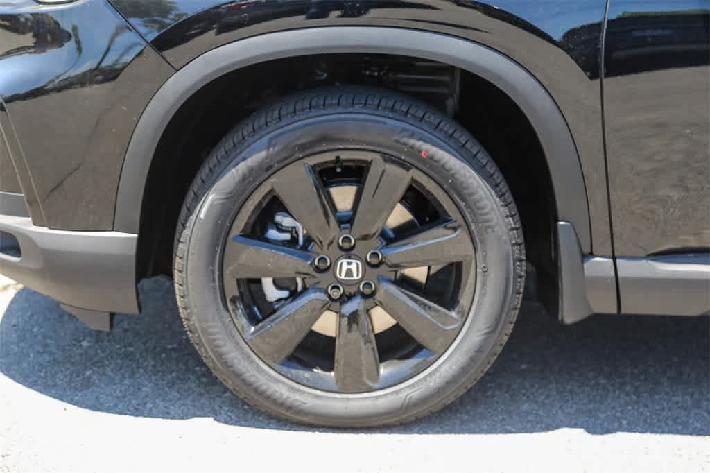 Thumbnail: 2025 Honda Pilot - 9