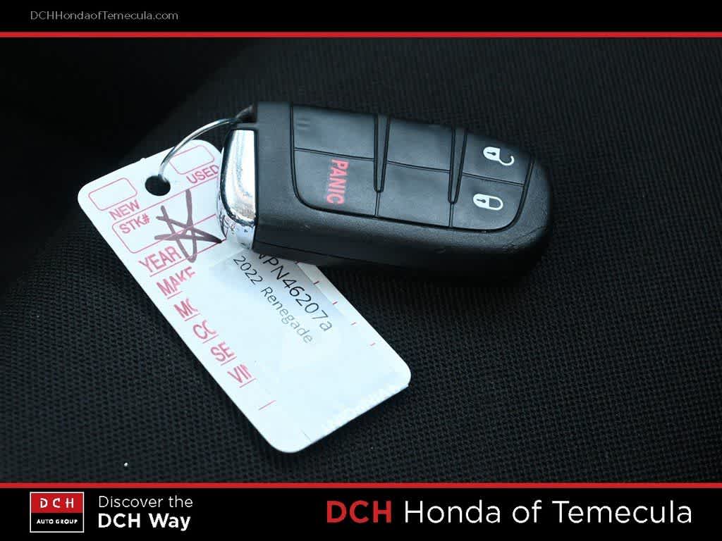 Thumbnail: 2022 Jeep Renegade - 15