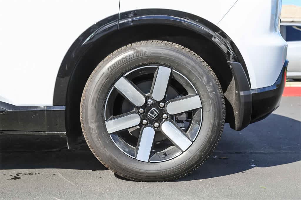 Thumbnail: 2026 Honda Prologue - 9