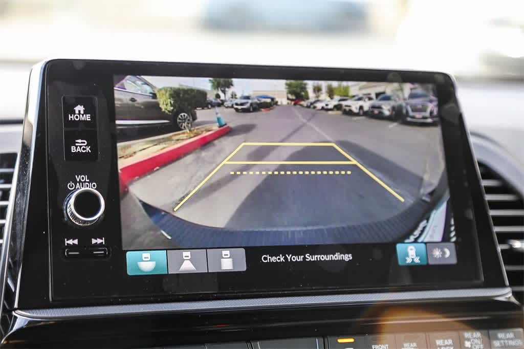 Thumbnail: 2026 Honda Odyssey - 24