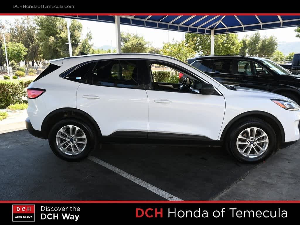 Thumbnail: 2022 Ford Escape - 5