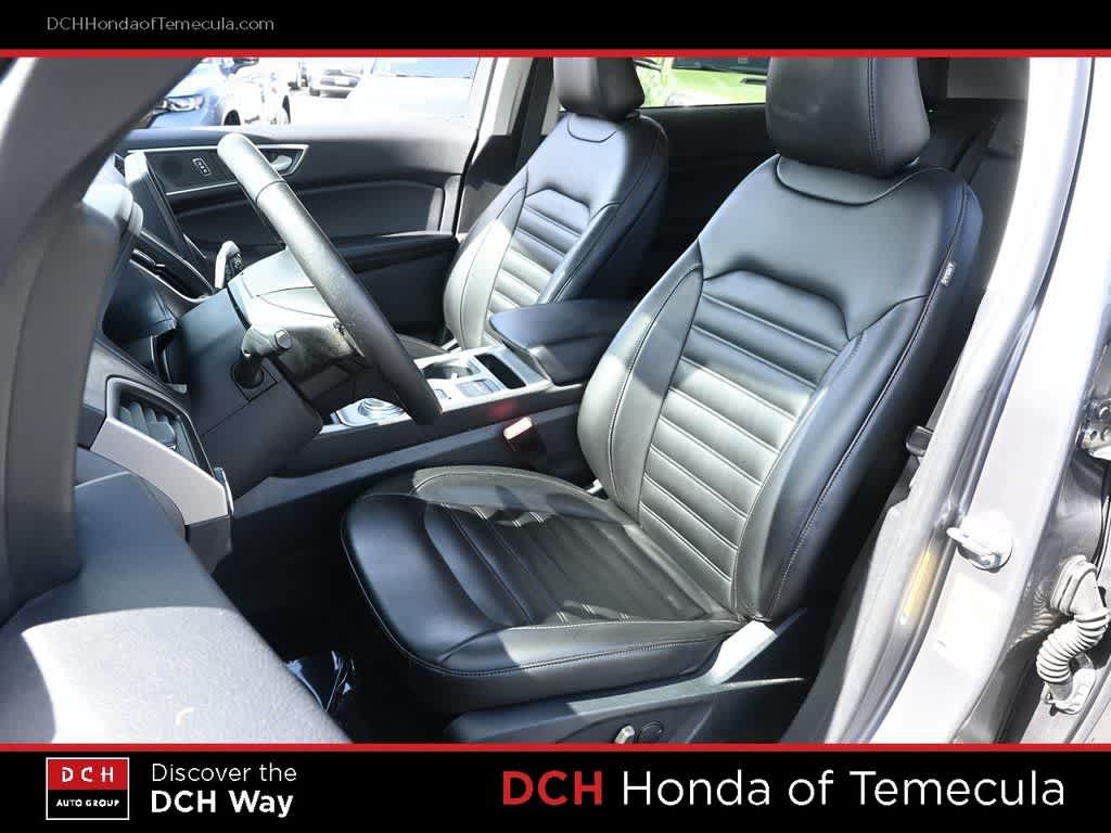 Thumbnail: 2022 Ford Edge - 18