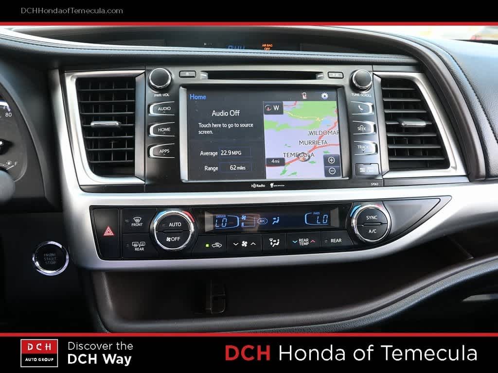 Thumbnail: 2015 Toyota Highlander - 12
