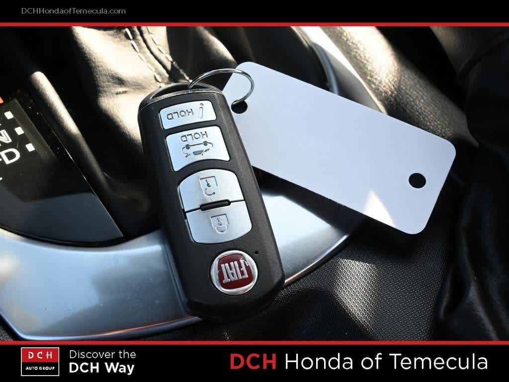 Thumbnail: 2019 Fiat 124 Spider - 8