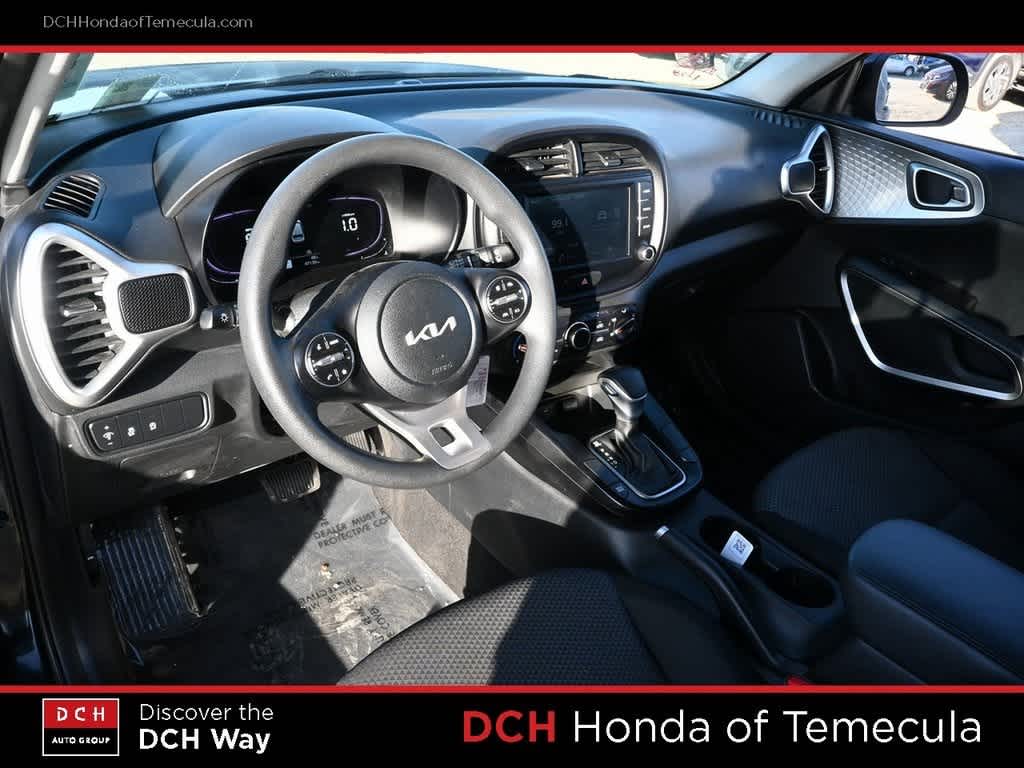 Thumbnail: 2023 Kia Soul - 8
