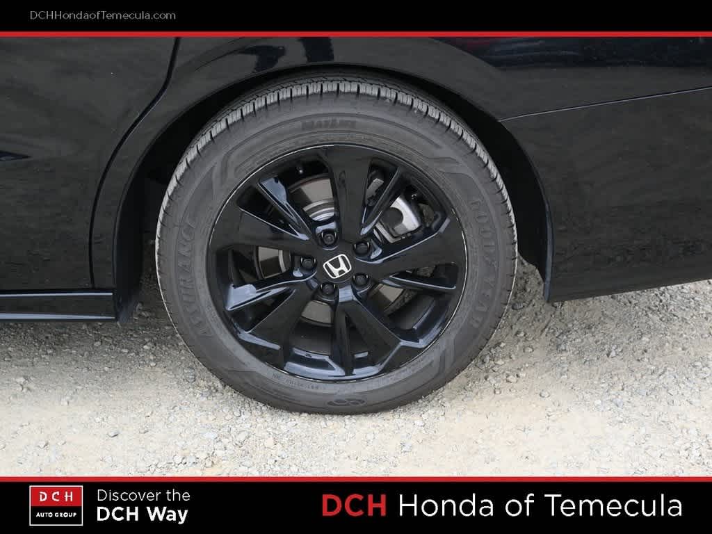Thumbnail: 2023 Honda Odyssey - 22
