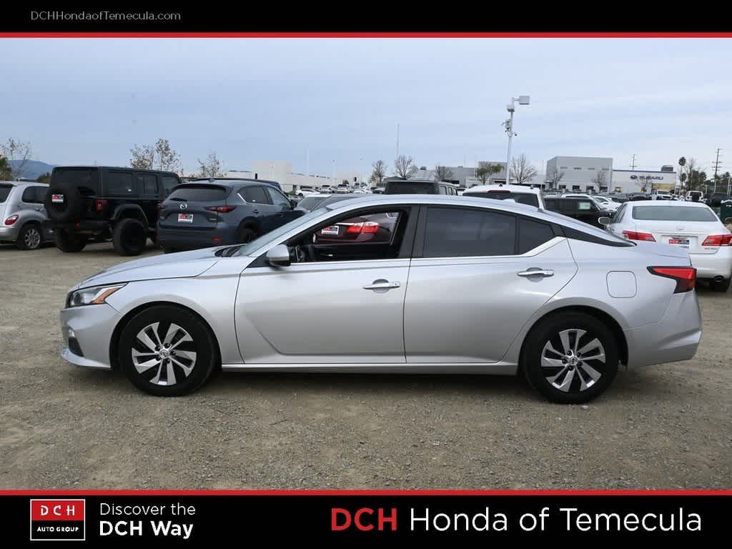 Thumbnail: 2020 Nissan Altima - 4