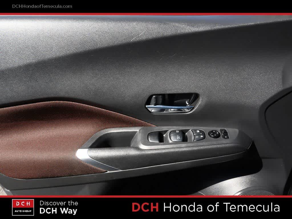 Thumbnail: 2022 Nissan Kicks - 16