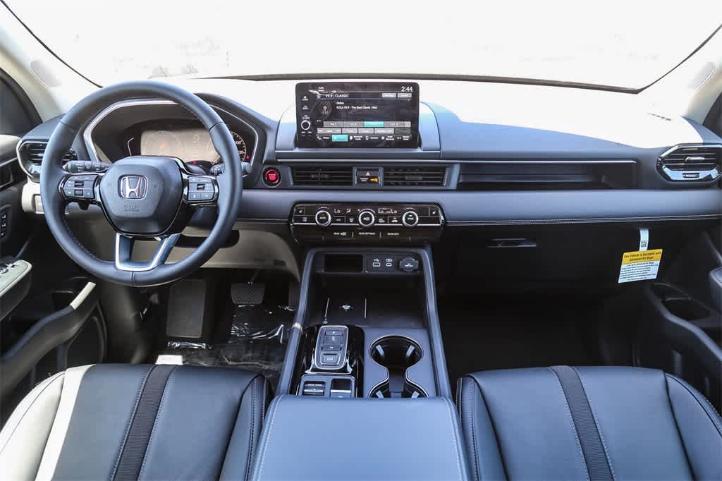 Thumbnail: 2025 Honda Pilot - 12