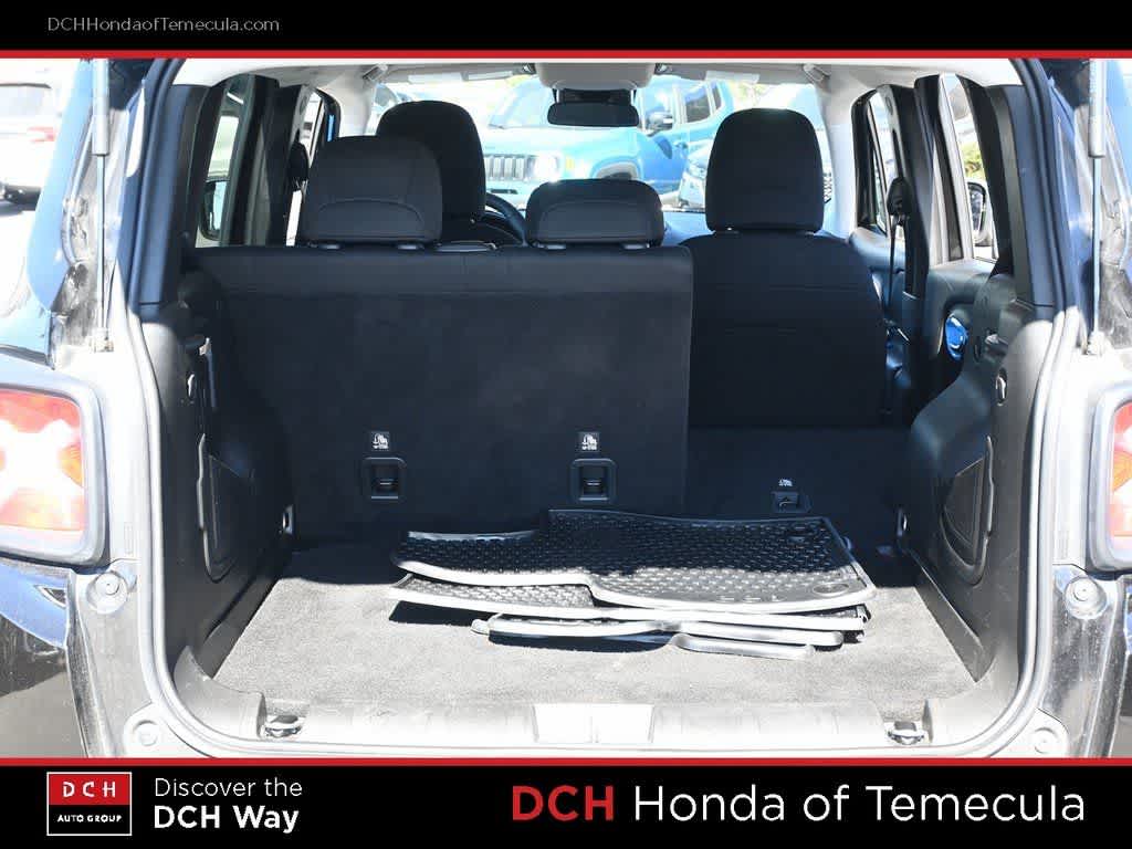 Thumbnail: 2022 Jeep Renegade - 22