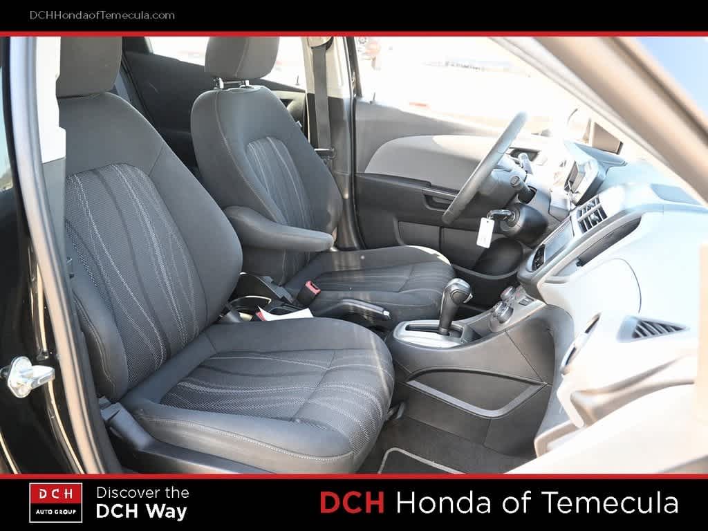 Thumbnail: 2016 Chevrolet Sonic - 20
