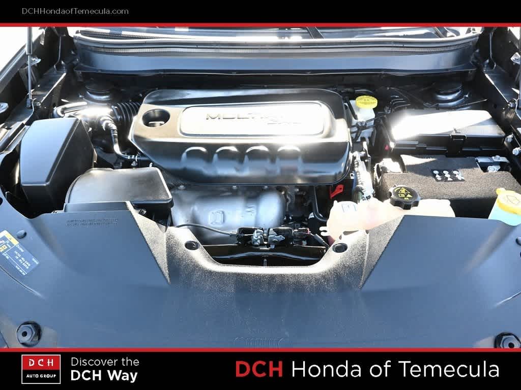 Thumbnail: 2023 Jeep Cherokee - 24