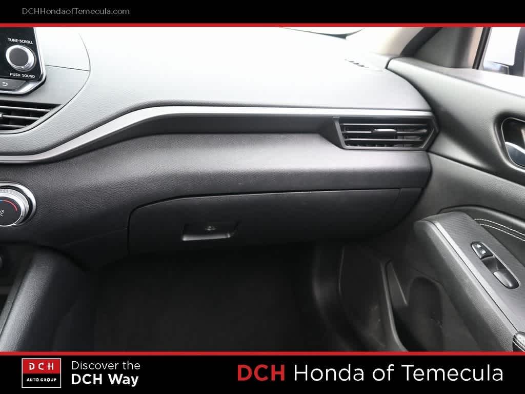 Thumbnail: 2020 Nissan Altima - 13