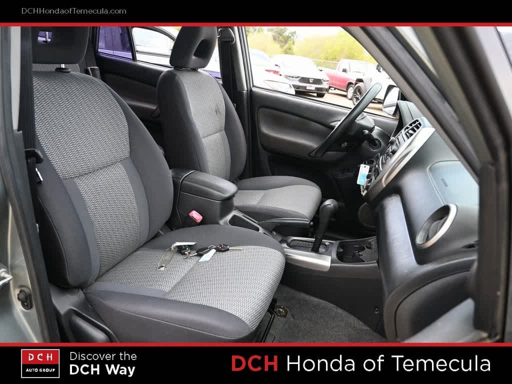 Thumbnail: 2005 Toyota RAV4 - 20