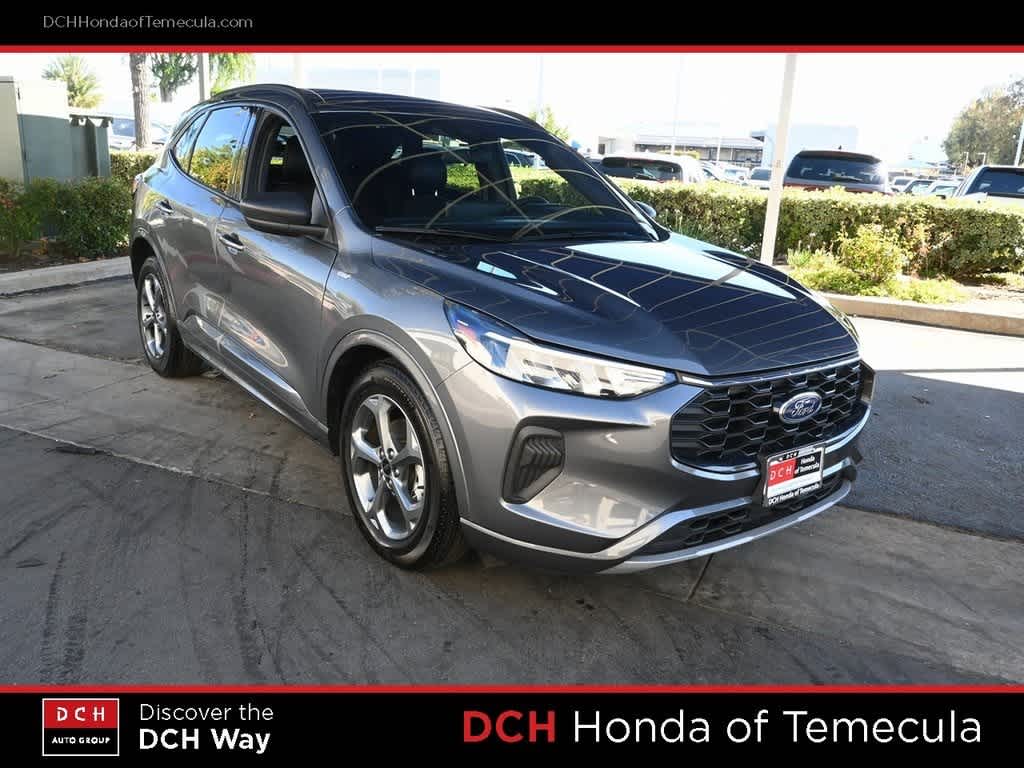 Thumbnail: 2023 Ford Escape - 3