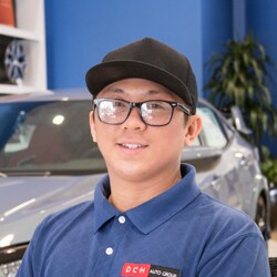 Staff member Raphael Velasco from ID_7d0c2e