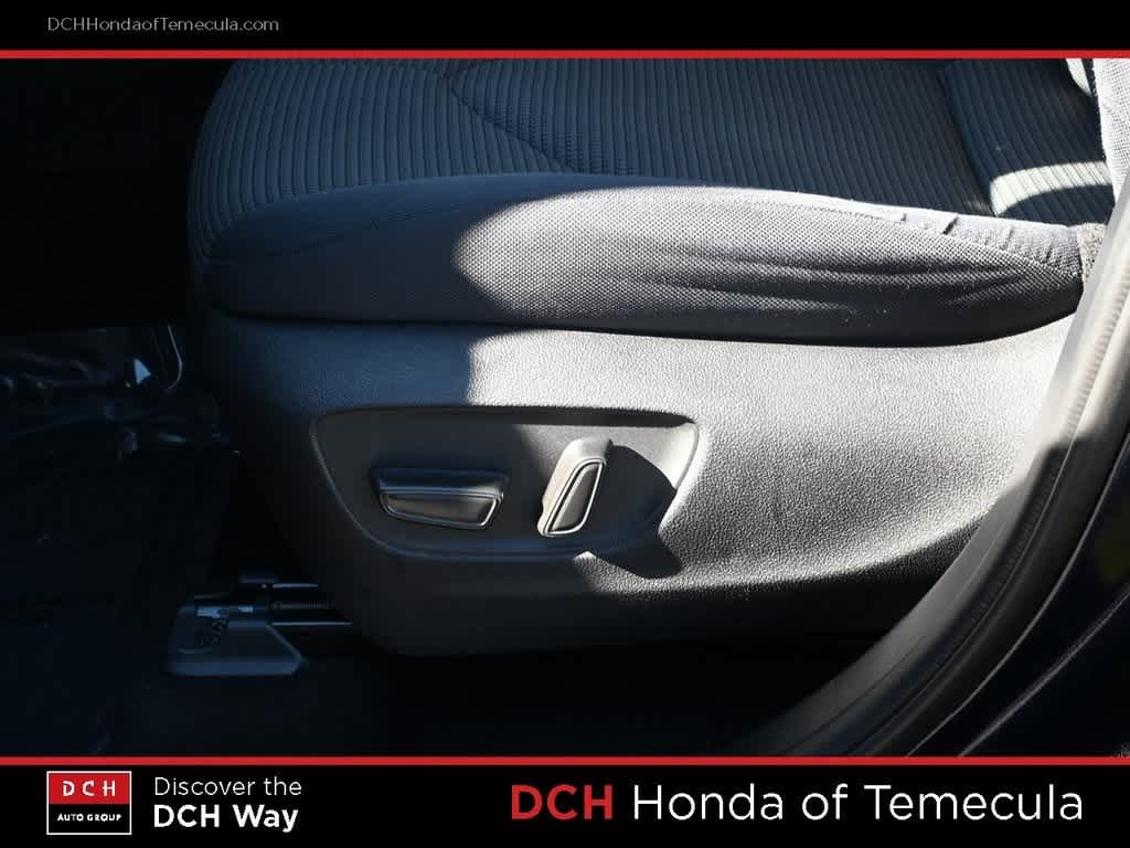 Thumbnail: 2021 Toyota Highlander - 17