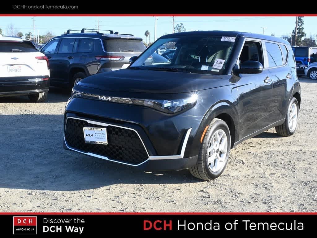 Thumbnail: 2023 Kia Soul - 1