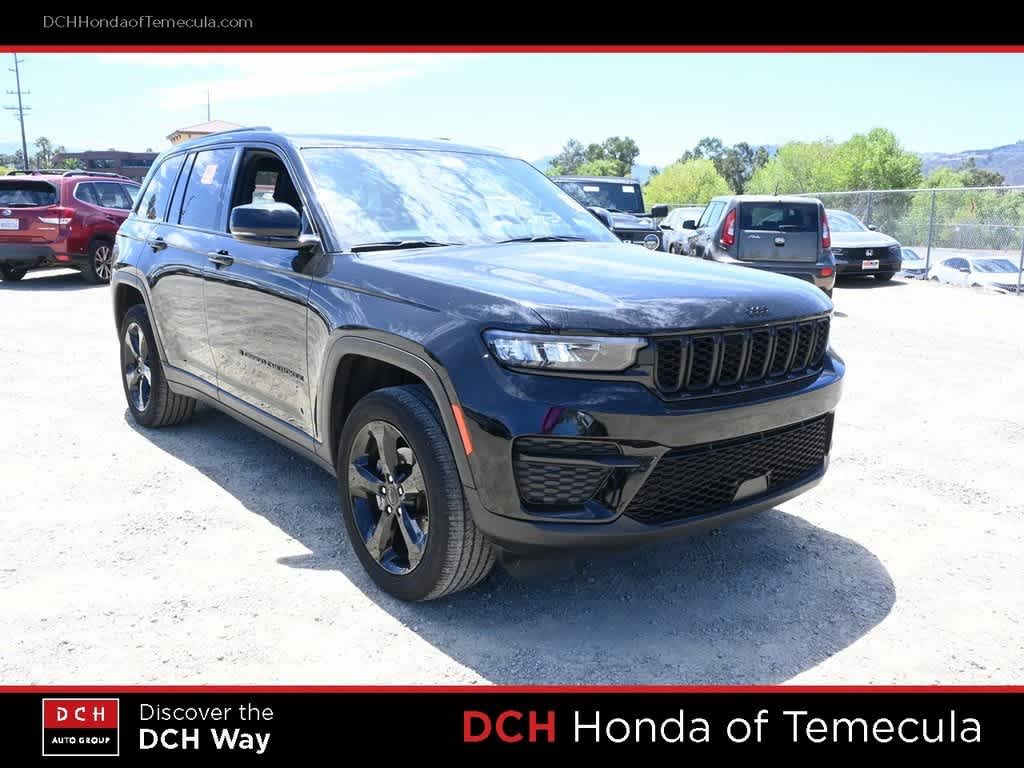 Thumbnail: 2022 Jeep Grand Cherokee - 3