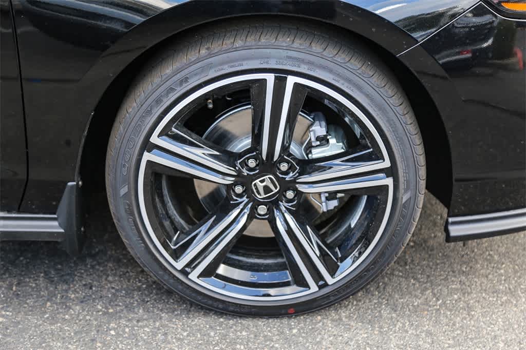2025 Honda Accord Sport 9
