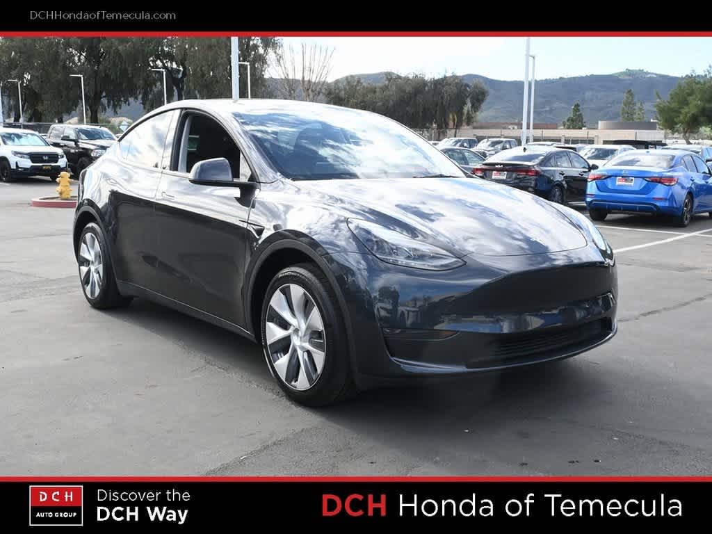Thumbnail: 2024 Tesla Model Y - 3