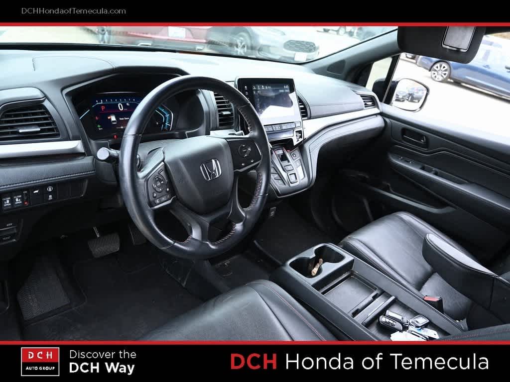 Thumbnail: 2023 Honda Odyssey - 8