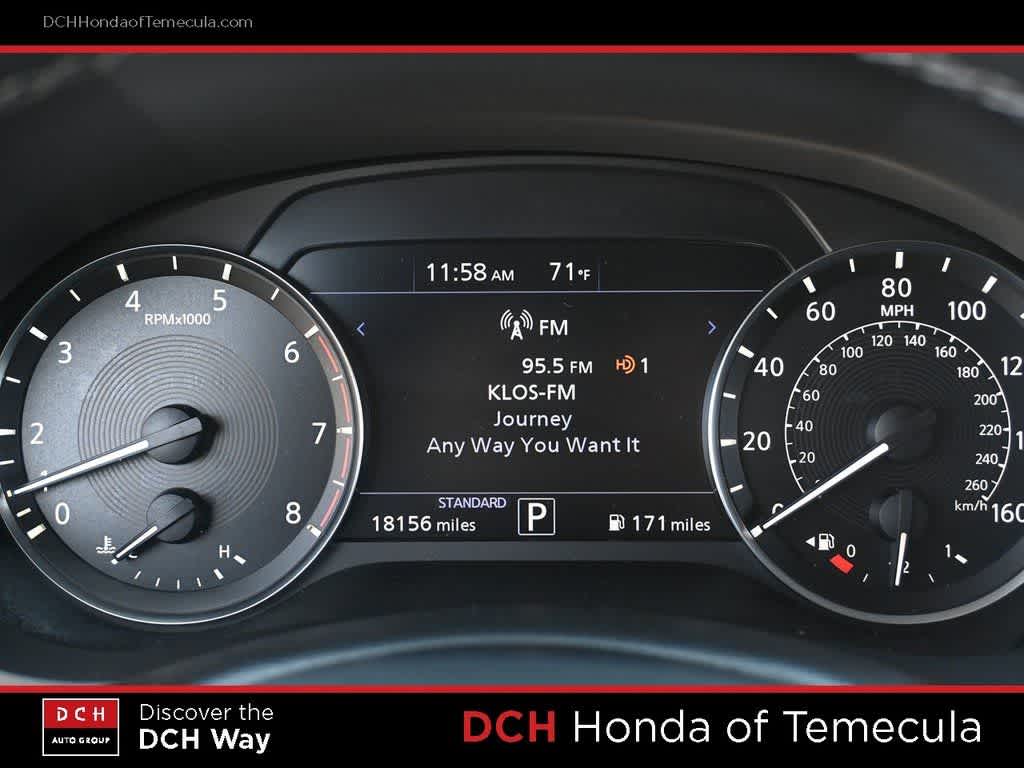 Thumbnail: 2022 INFINITI QX50 - 10