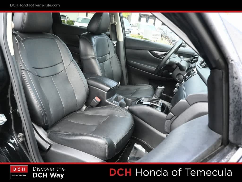 Thumbnail: 2018 Nissan Rogue - 21