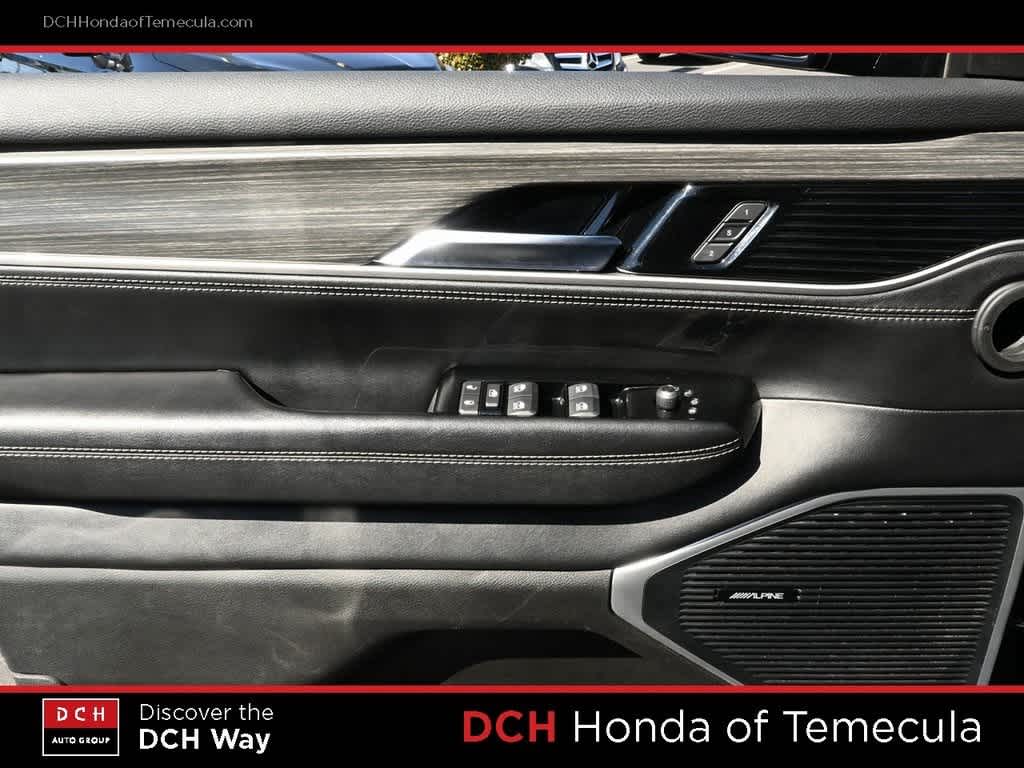 Thumbnail: 2024 Jeep Wagoneer - 16