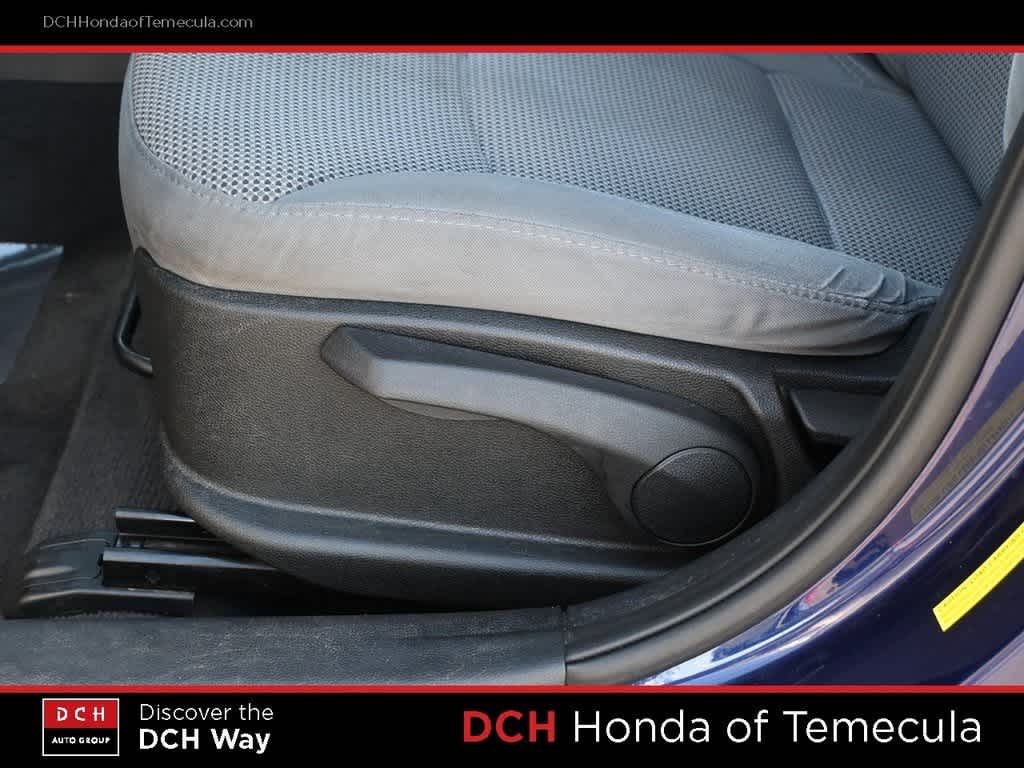 Thumbnail: 2014 Hyundai Sonata - 16