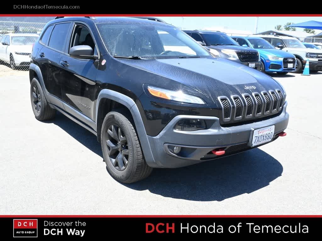 Thumbnail: 2017 Jeep Cherokee - 3