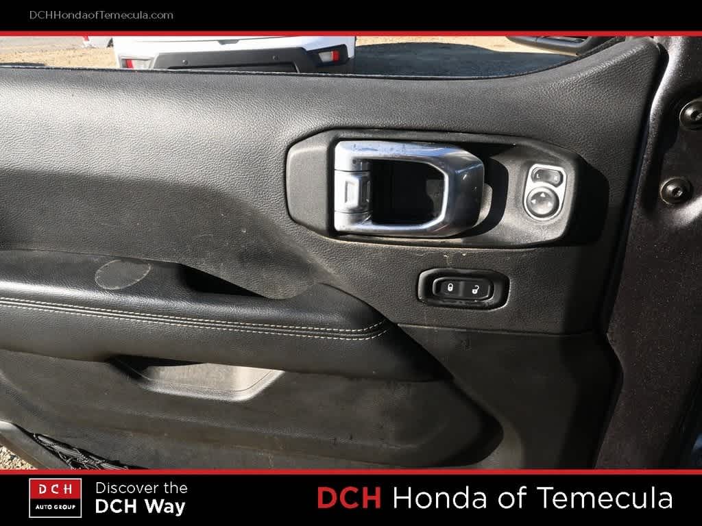 Thumbnail: 2021 Jeep Wrangler - 15