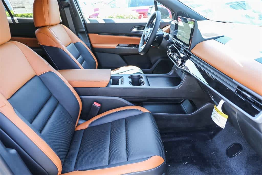 Thumbnail: 2026 Honda Prologue - 16