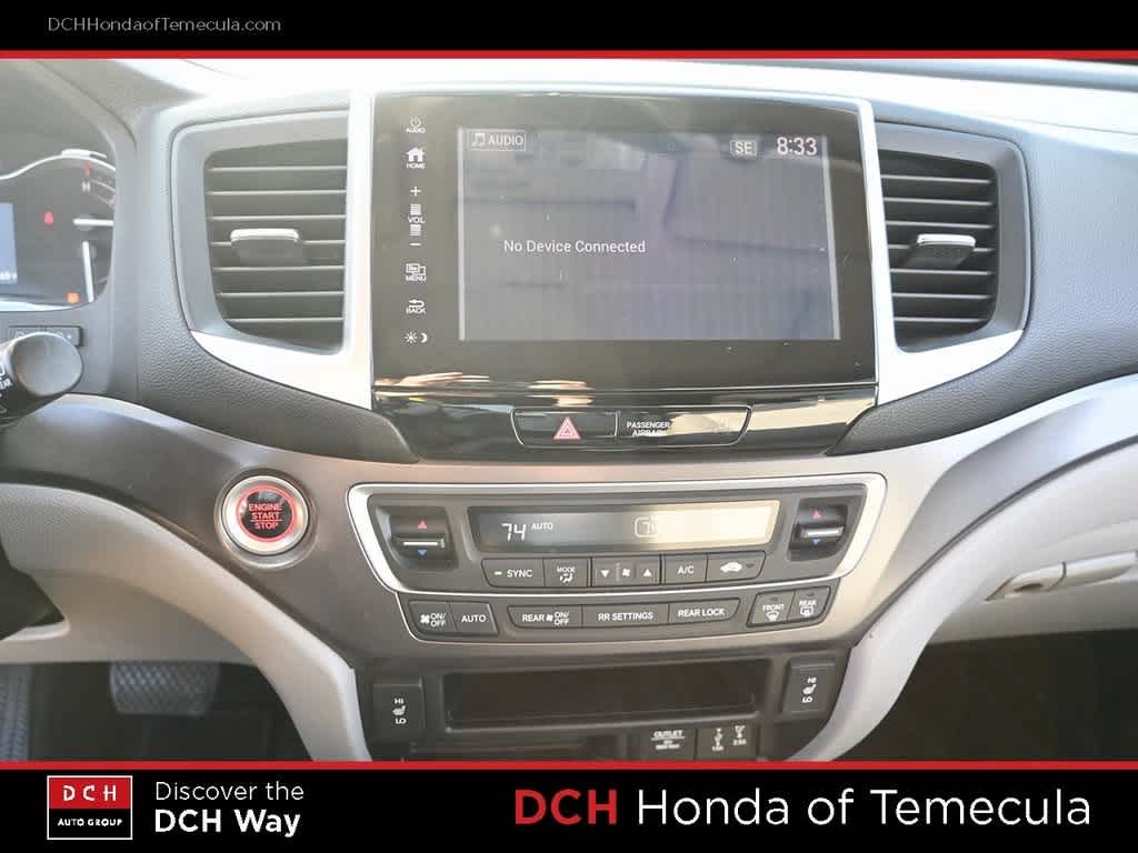 Thumbnail: 2017 Honda Pilot - 12