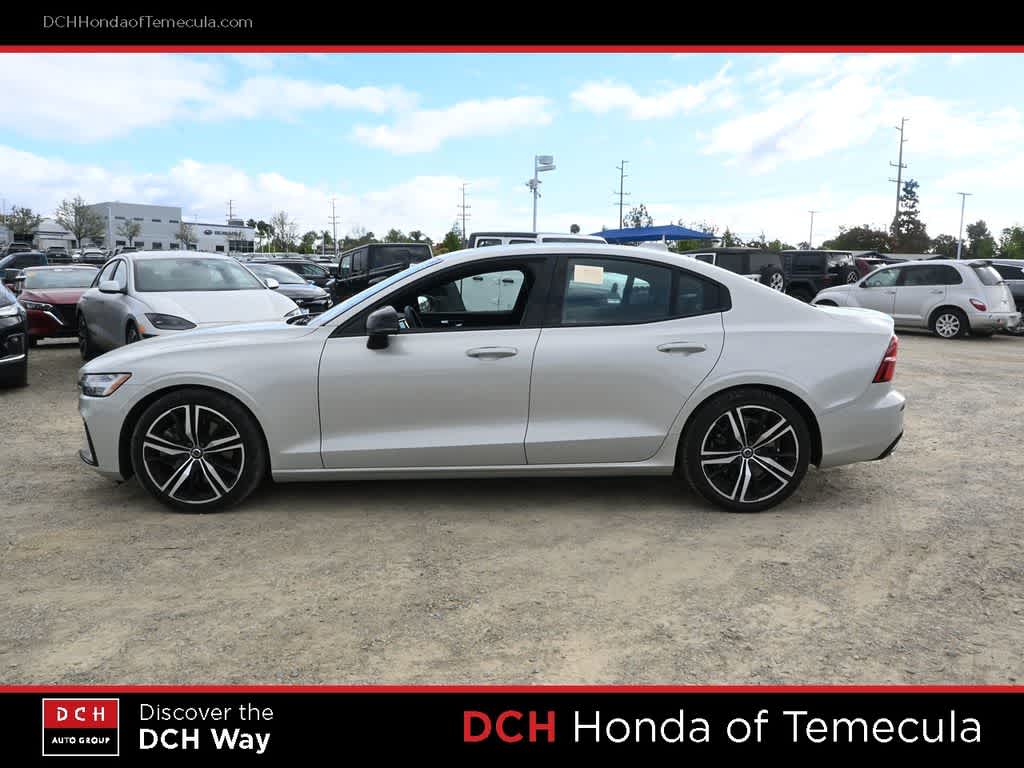 Thumbnail: 2019 Volvo S60 - 4