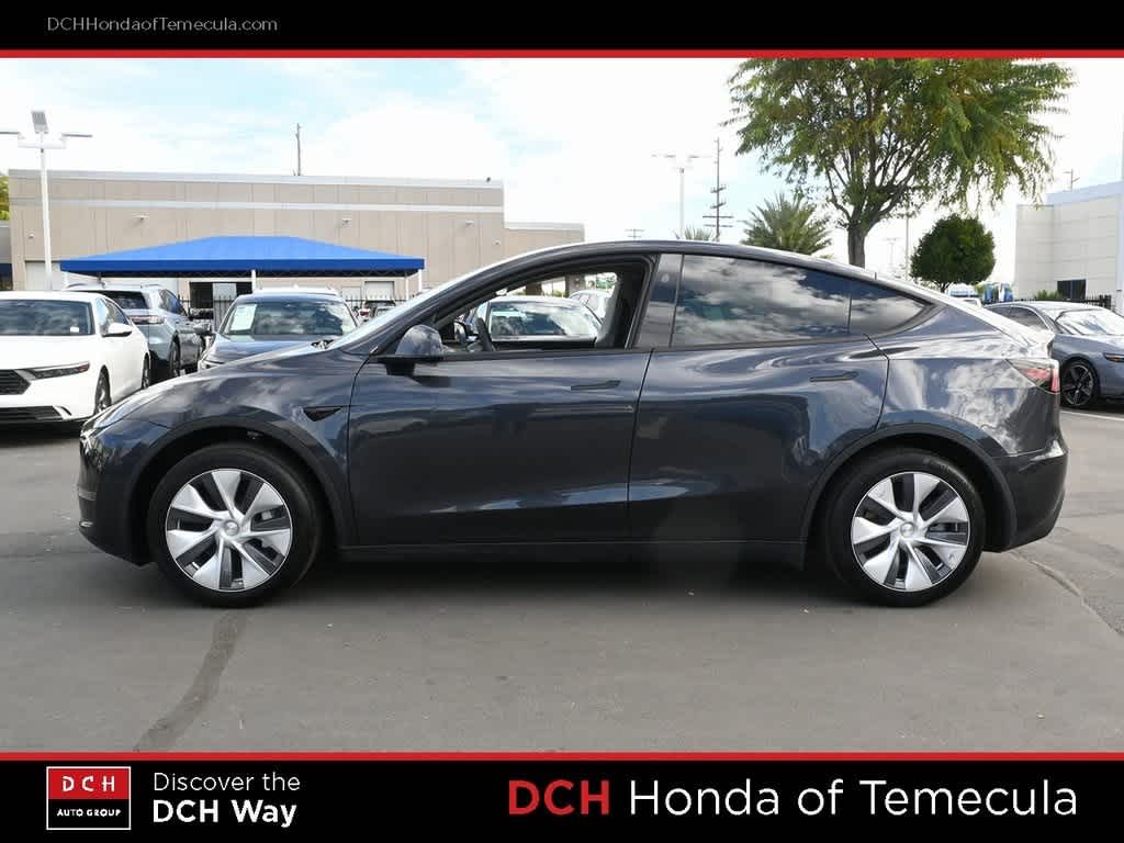 Thumbnail: 2024 Tesla Model Y - 4