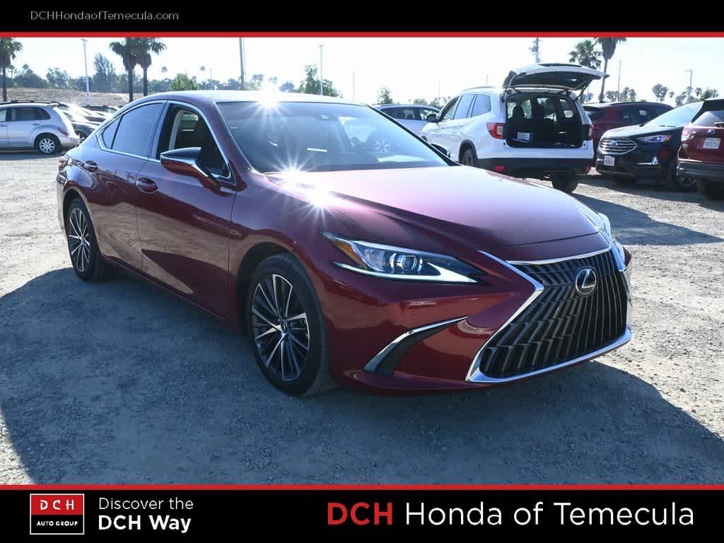 Thumbnail: 2022 Lexus ES - 3